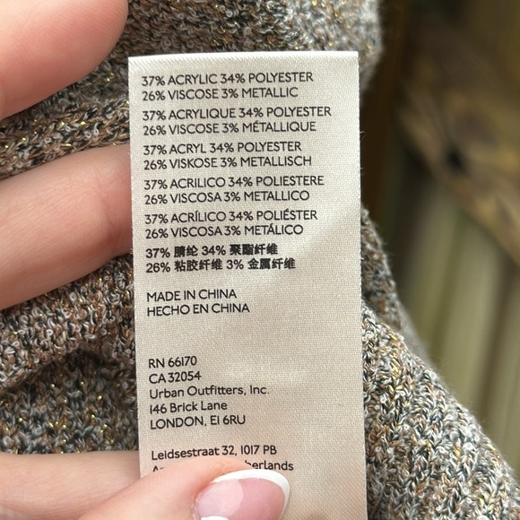 Free People ‘Going for Gold’ Wrap Sweater, size medium - Picture 10 of 10